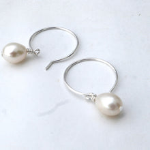 Load image into Gallery viewer, Silver Hoop Pearl Earrings