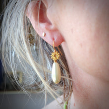 Load image into Gallery viewer, Ivory Pearl Drop Earrings