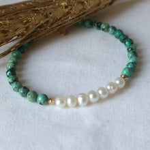 Load image into Gallery viewer, Pearl centre turquoise bracelet
