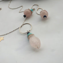 Load image into Gallery viewer, rosequartz sterling silver handmade irish earrings