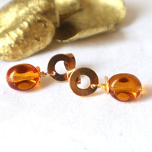 Load image into Gallery viewer, Golden glass earrings 