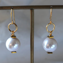 Load image into Gallery viewer, Pearl with Gold accent earrings