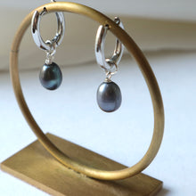 Load image into Gallery viewer, Silver Huggie Grey Pearl Earrings