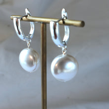 Load image into Gallery viewer, Silver hoop coin shaped white pearl earrings 