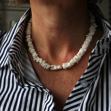 Load image into Gallery viewer, Shell White Necklace