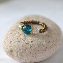 Load image into Gallery viewer, Blue Crystal Ring