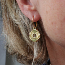 Load image into Gallery viewer, Gold Fan Earrings