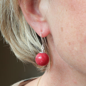 Red jade dot earrings 