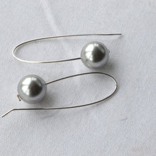 Load image into Gallery viewer, Large Long Grey Pearl Earrings