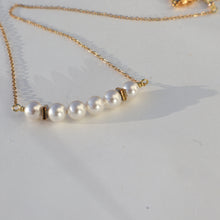 Load image into Gallery viewer, White Pearl Bar Necklace