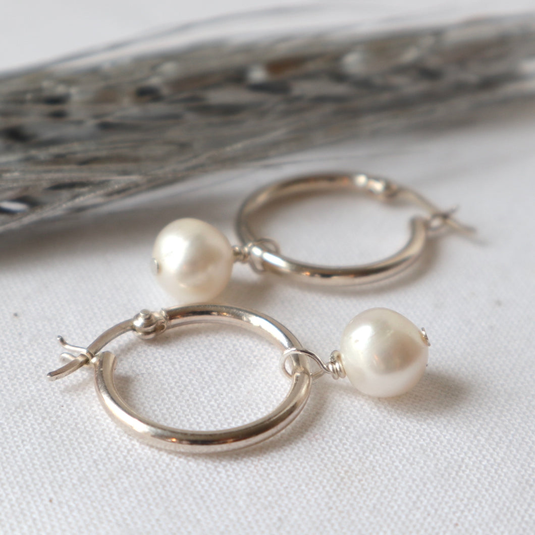 sterling silver freshwater pearl Irish earrings