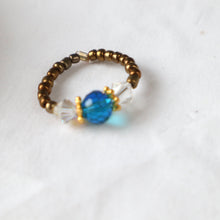 Load image into Gallery viewer, Blue Crystal Ring