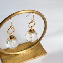 Load image into Gallery viewer, Clear Crystal Earrings