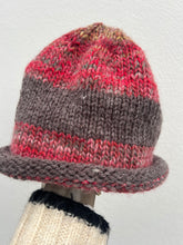 Load image into Gallery viewer, handknit irish red hat