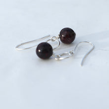 Load image into Gallery viewer, Silver Garnet Earrings