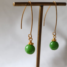 Load image into Gallery viewer, Green Dot Earrings