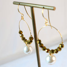 Load image into Gallery viewer, Pearl and Crystal Earrings