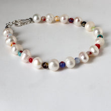 Load image into Gallery viewer, Pearl &amp; Millefiori Bracelet