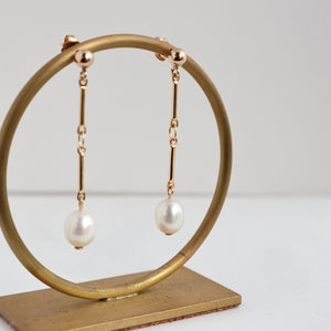 freshwater pearl gold chain handmade irish earrings 