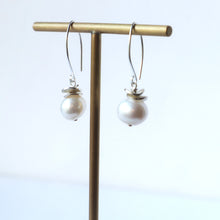 Load image into Gallery viewer, freshwater bridal earrings