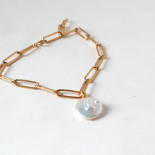 Load image into Gallery viewer, Keishi Pearl Gold Link Bracelet