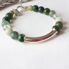 Load image into Gallery viewer, Silver Bar Green Stone Bracelet